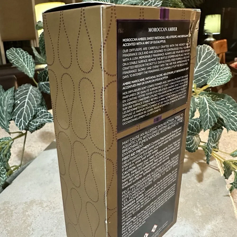 NEST New York Fragrances  Reed Diffuser Pumpkin Chai  Fragrance W/ 5 Reeds